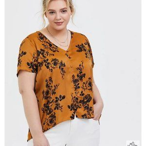 Torrid 2 Floral Print Satin Blouse